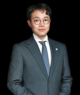 사건담당변호사 최대일